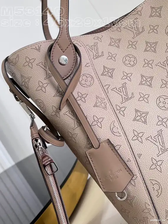 WIS VUITTON x x 17CM LOUIS 29.5 HINA-46 0523